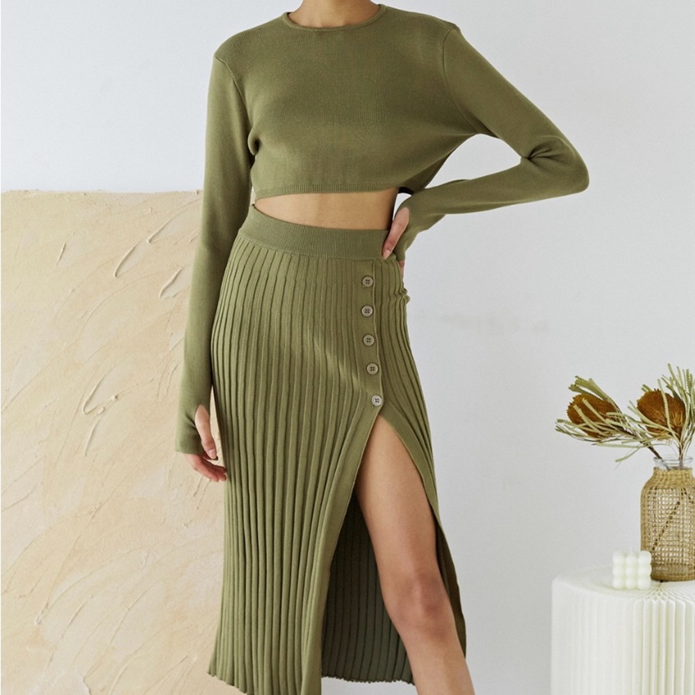 Chicwish Olive Green Ribbed Knit Skirt and matching cropped top sweater